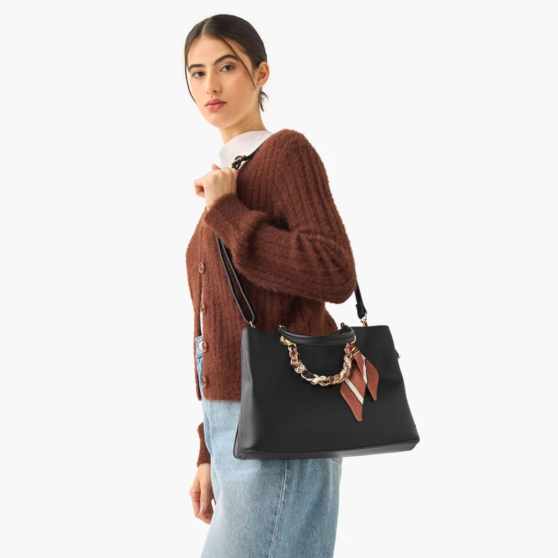Sasha Sasha-Tom-Promo-WW-Tote bag-W/metal deatiling-Black-Q2-AW25
